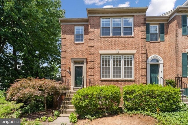 Building Photo - 4138 Meadow Field Ct