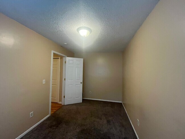 Building Photo - 942 Wescott Trail
