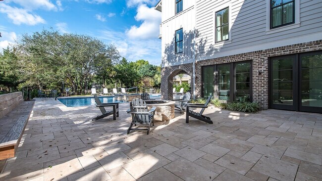 Building Photo - 1058 Debordieu Blvd