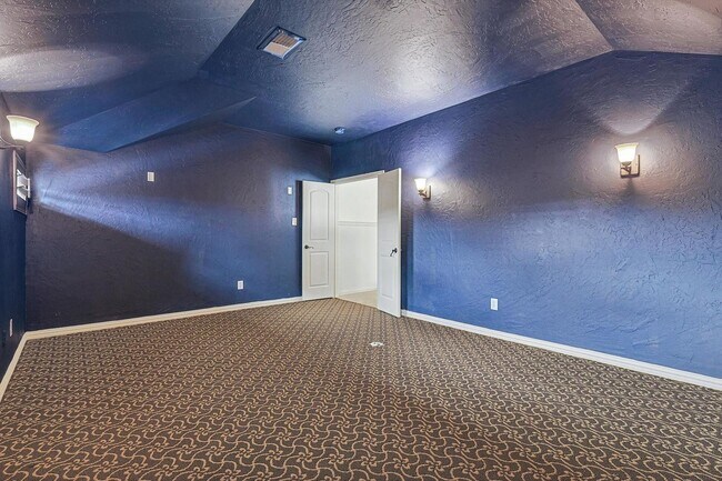 Building Photo - Stunning Mediterranean-Style Home in Highly Desirable Craig Ranch!