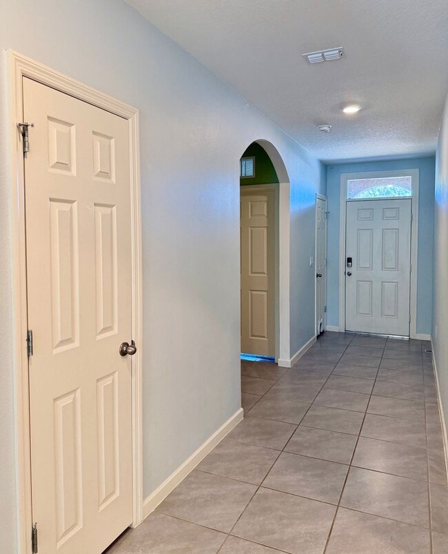 Building Photo - Palm Bay Pool Home Stunner!