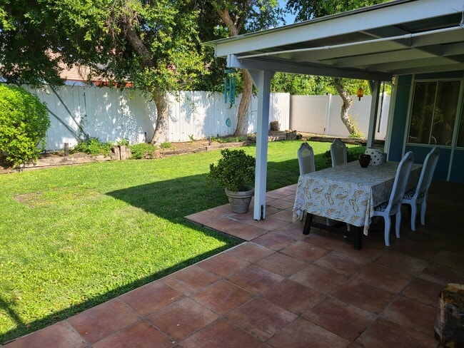 Building Photo - 19827 Arminta St