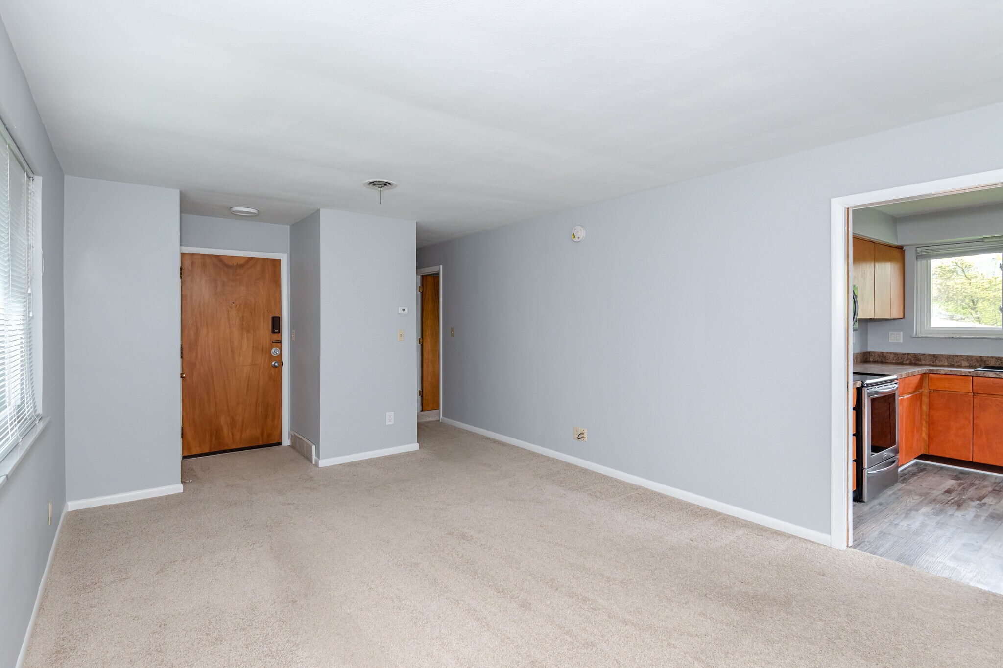 Building Photo - 1258 Westcliff Ct