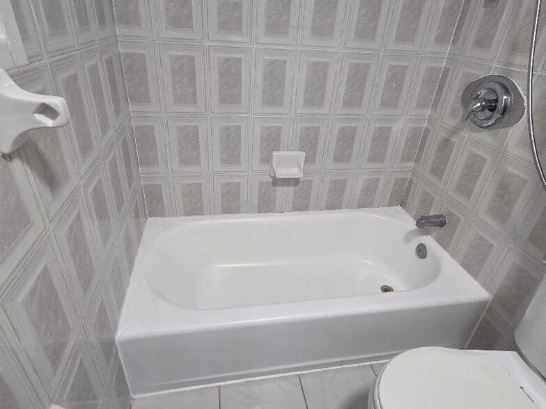 Building Photo - 7101 Raleigh St