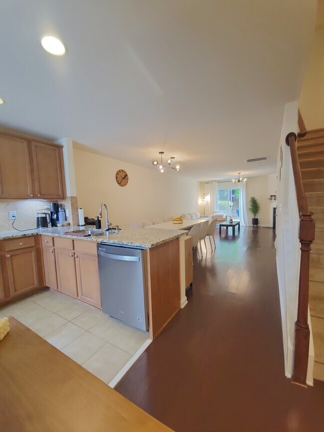 Building Photo - 2919 Berkeley Springs Pl