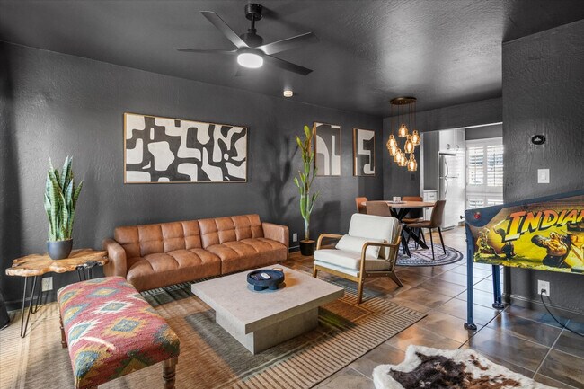 Building Photo - 4620 N 68th St