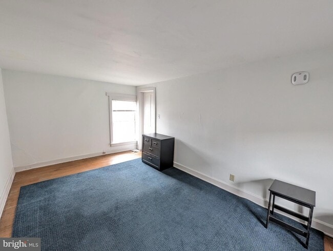 Building Photo - 115 Chambersburg St