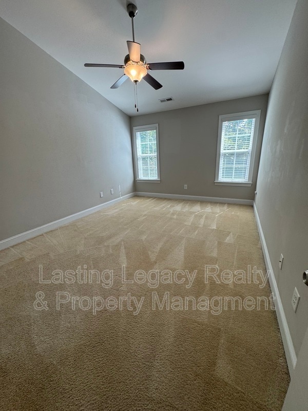 Building Photo - 837 Silver Leaf Dr