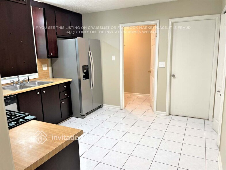 Building Photo - 3300 Chastain Crossing NW