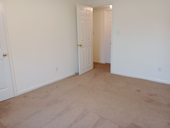 Building Photo - 3512-3514 La Mesa Dr.