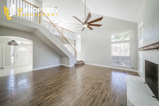 Building Photo - Beautiful two-story home in Flower Mound