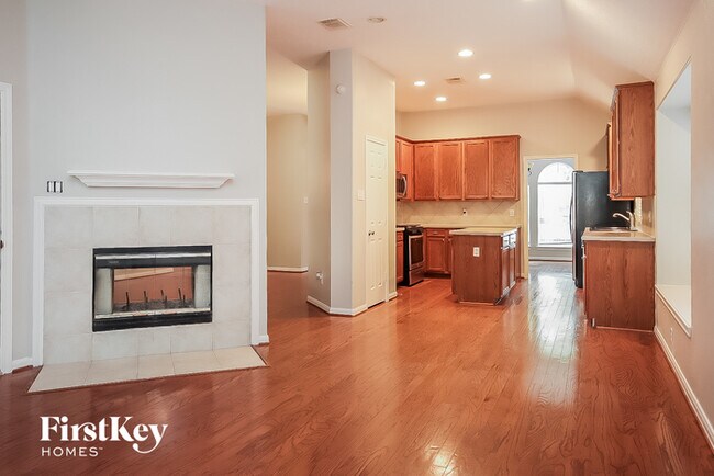 Building Photo - 111 N Rambling Ridge Pl