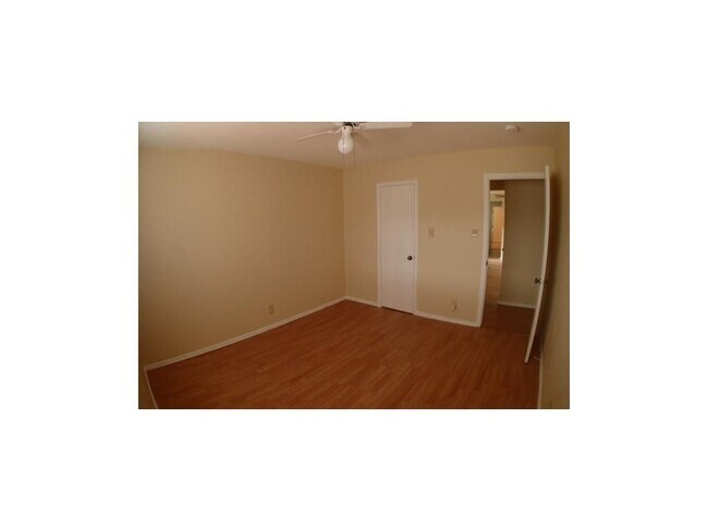 Building Photo - 9205 Sedgemoor Trail