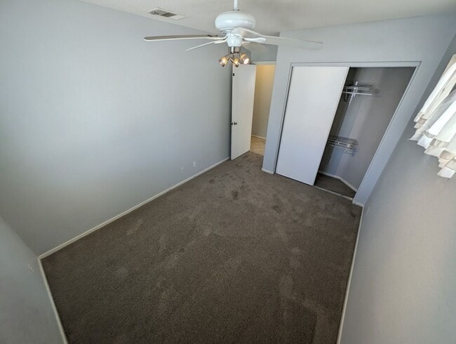 Building Photo - 1821 Running Fawn Ct