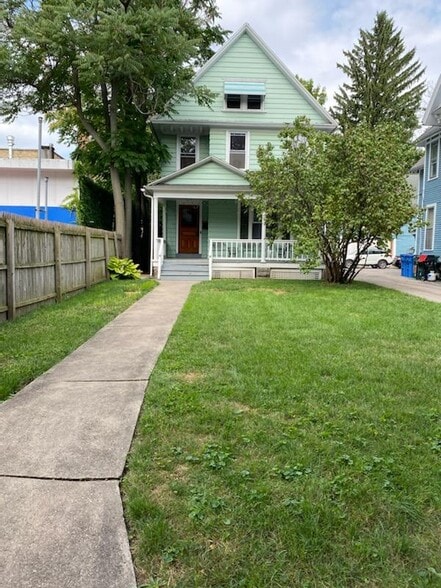 46 Vick Park A - 46 Vick Park