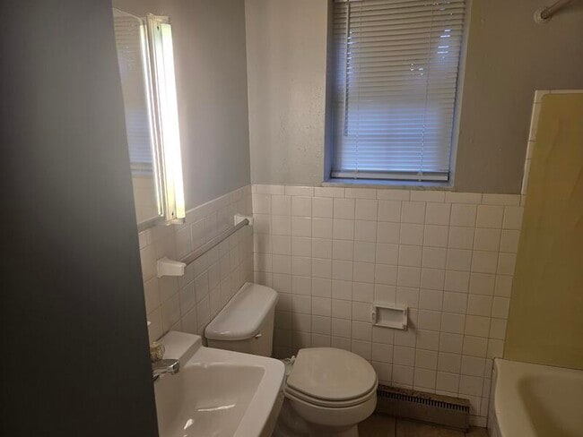 Building Photo - 2826 S Pennsylvania St