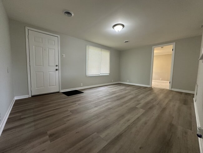 Building Photo - 3543 William St