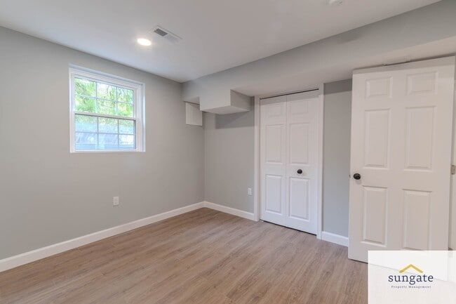 Building Photo - 11319 Harding Rd