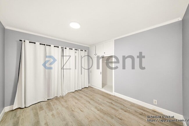 Building Photo - 3151 W Vallejo Dr