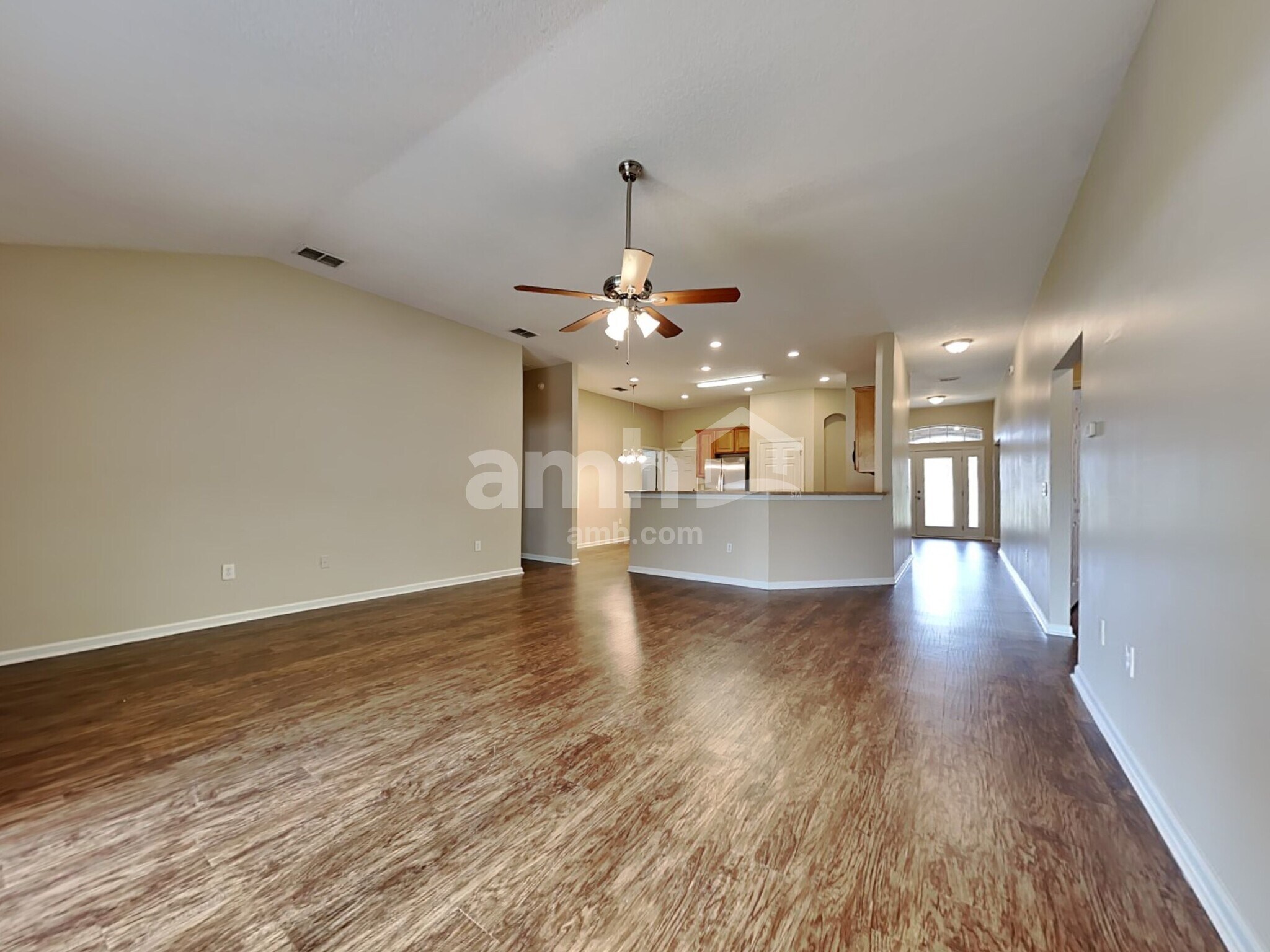 Building Photo - 632 E Red House Branch Rd