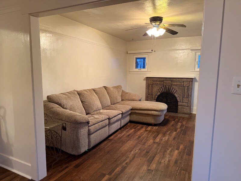 Building Photo - 1440 D St