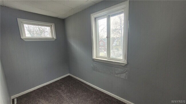 Building Photo - 25 Richfield Ave