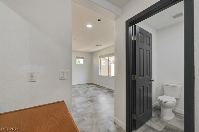 Building Photo - 9929 Markhorn Ct