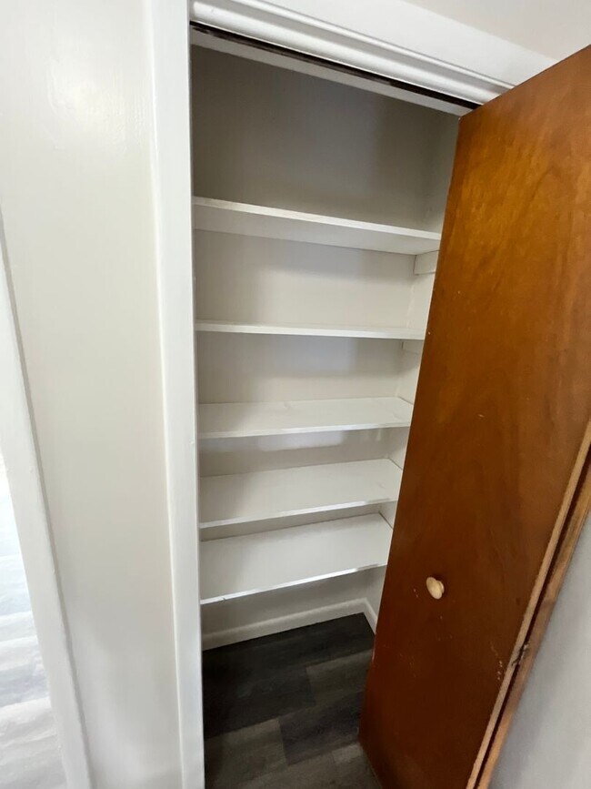 Building Photo - Town House for Rent in Liverpool