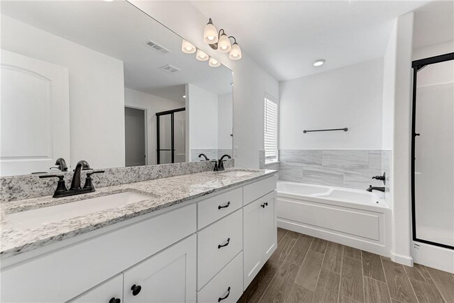 Building Photo - 266 S Coventry