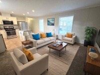 Building Photo - 3653 Pinoak St