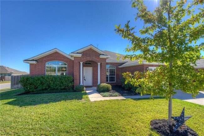 Building Photo - 2206 Brittway Ln