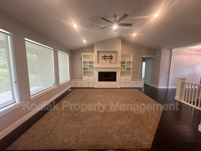 Building Photo - 7555 S 1740 E