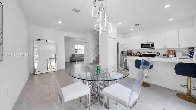 Building Photo - 11851 SW 246 Terrace