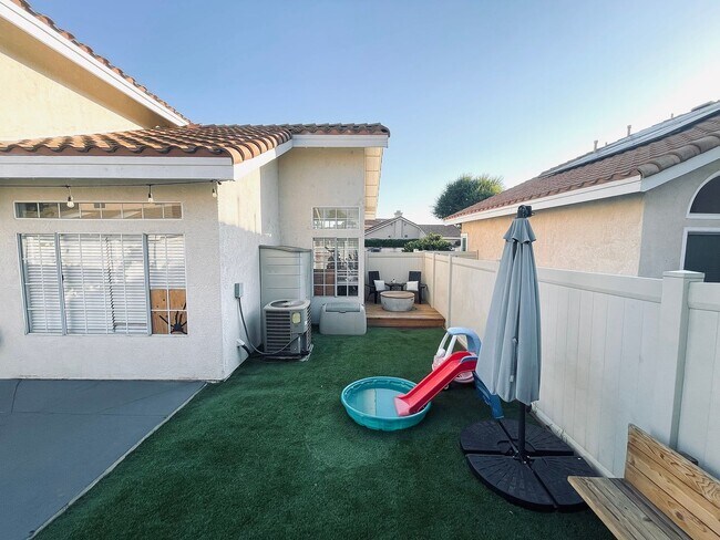Building Photo - Upgraded Menifee Lakes Home for Lease!