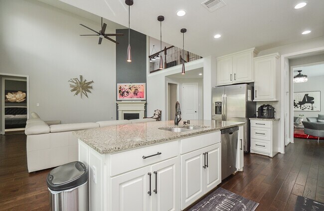 Building Photo - 16835 Fowler Pines Dr