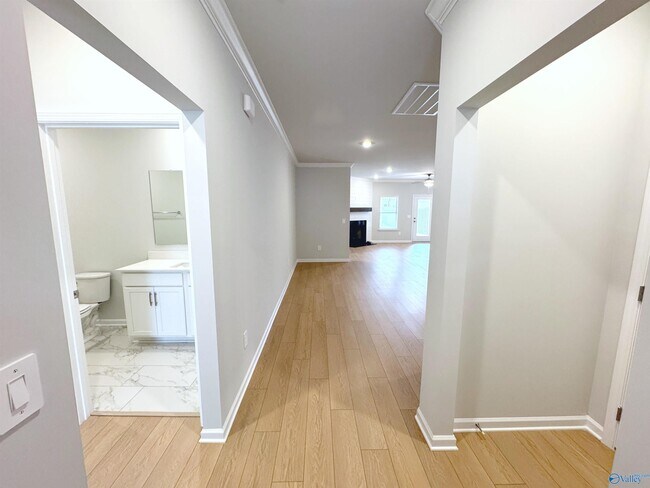 Building Photo - 6065 Gardner Maples Dr SE