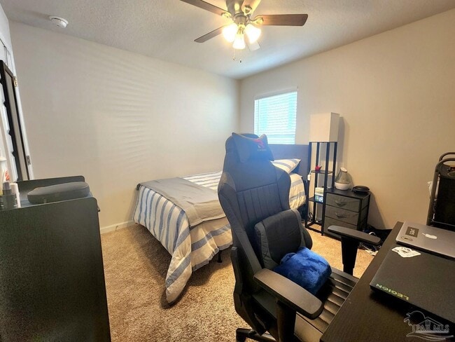 Building Photo - 5379 Peach Dr