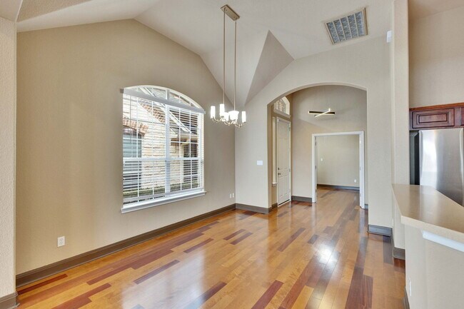 Building Photo - 109 Aria Rdg