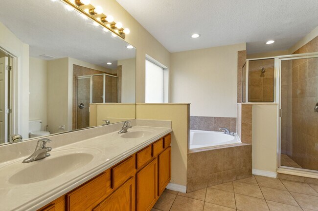 Building Photo - 5604 Florence Harbor Dr