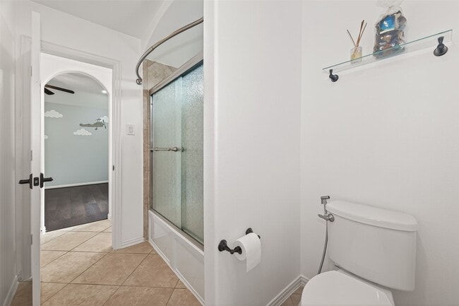 Building Photo - 2727 Carriage Hollow Ln