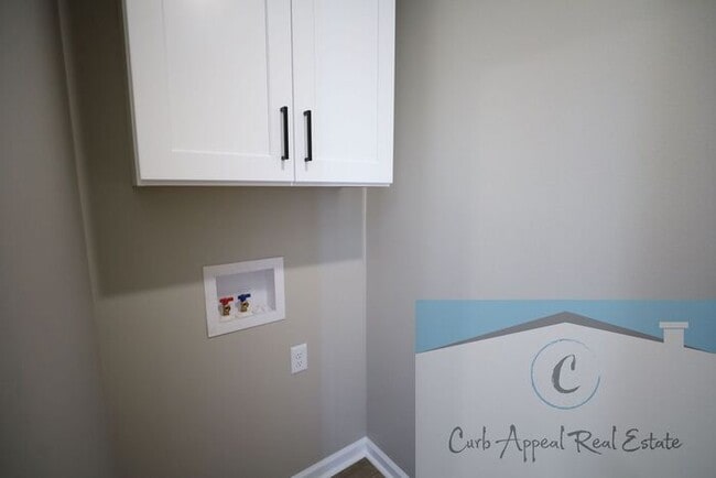 Building Photo - Move in special $900!! Beautiful new construction 3 bed / 2 bath home - Lake City