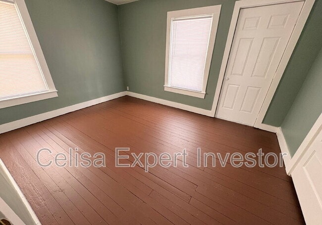 Building Photo - 3731 Webster St