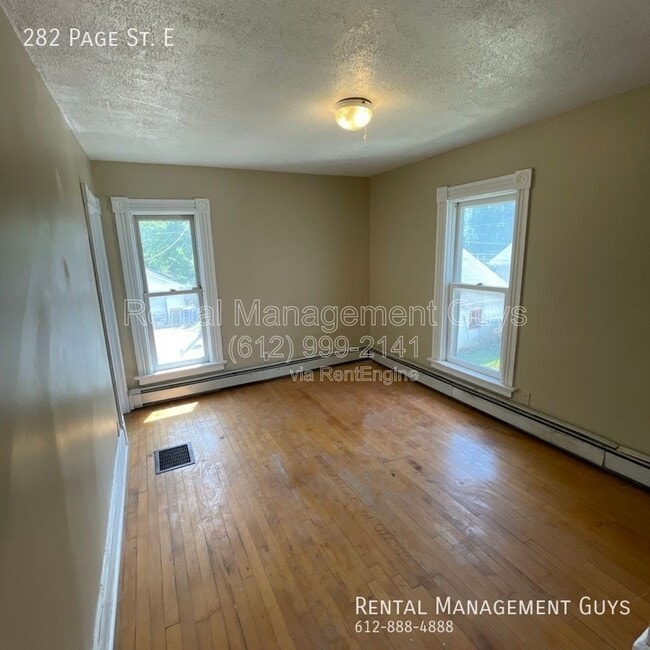 Building Photo - 282 Page St E