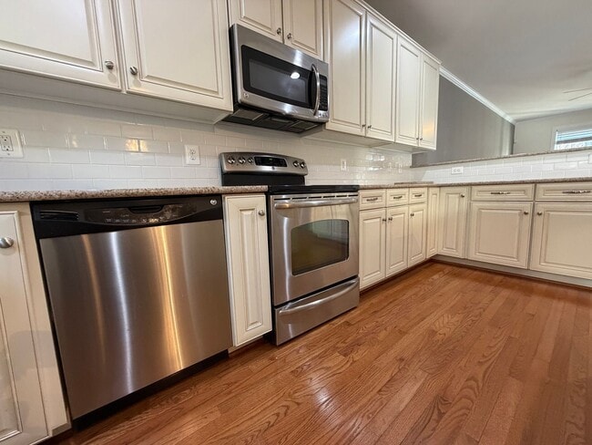 Building Photo - 2287 Whittington Dr