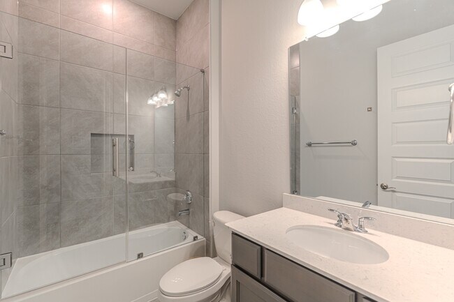 Building Photo - 25018 Pavonia Lake Ln