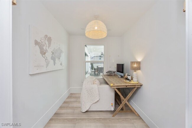 Building Photo - 1570 Bonita Ln