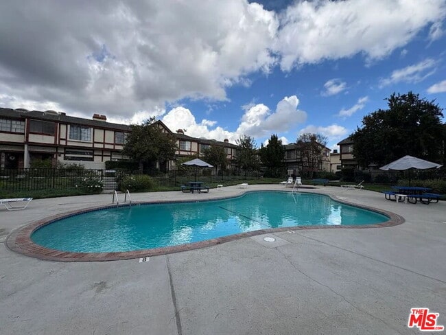 Building Photo - 22525 Sherman Way