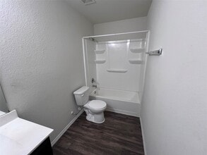 Building Photo - 25727 Pannier Pl