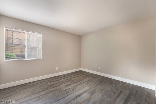 Building Photo - 5317 Indian River Dr