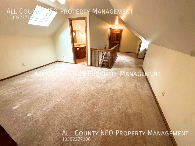 Building Photo - 7068 Clingan Rd